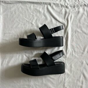 Steve Madden platform sandals